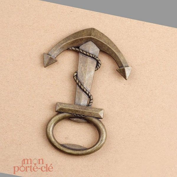 Porte-clé en acier avec fonction décapsuleur