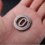 Porte-clé léger en titane