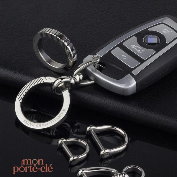 Anneau porte-clé titane pour aventuriers