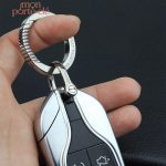 Mousqueton titane pour une utilisation facile