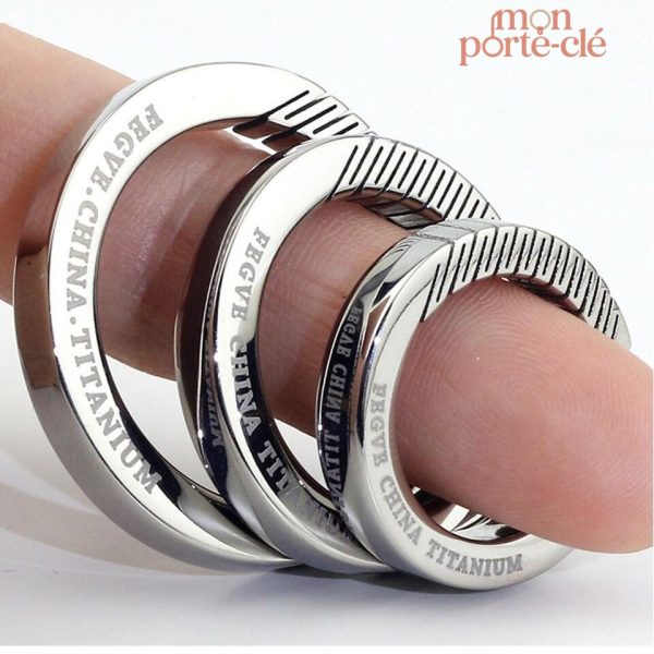 Anneau mousqueton pour clés en titane
