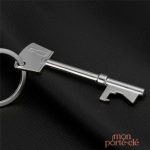 Porte-clé en acier avec fonction décapsuleur