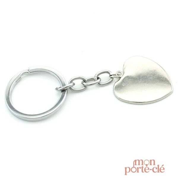 Accessoire cœur infirmier, idéal pour les passionnés