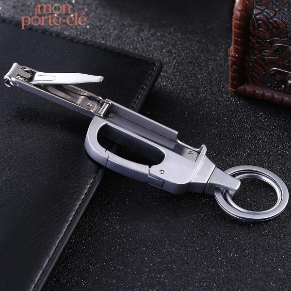Accessoire multifonction : porte-clé et coupe-ongles