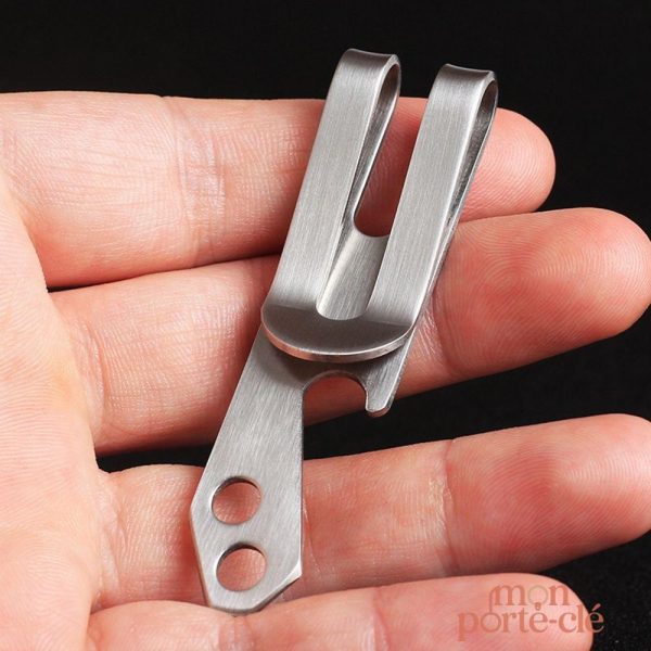 Porte-Clé en acier avec fonction décapsuleur intégré