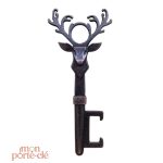 Porte-clé décapsuleur en acier Le Cerf