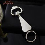 Porte-clé fonctionnel en acier, design cœur