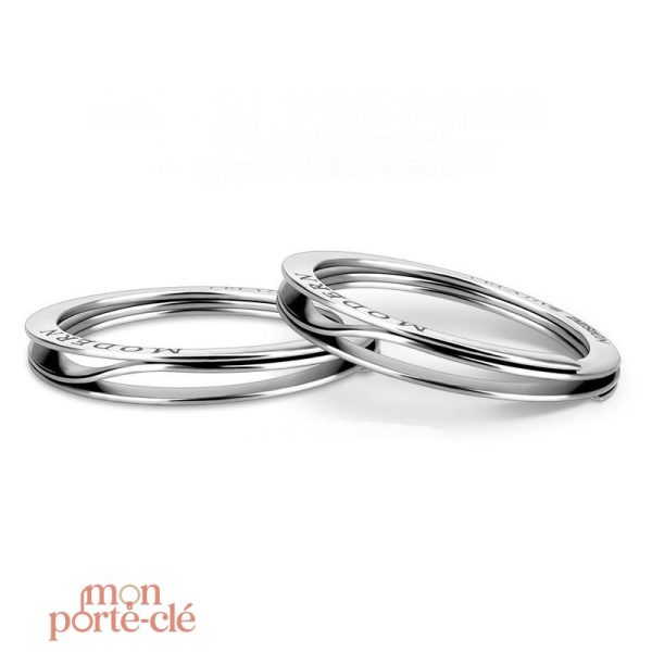 Accessoire pratique : porte-clé décapsuleur en titane