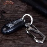 Porte-clé titane avec fonction décapsuleur