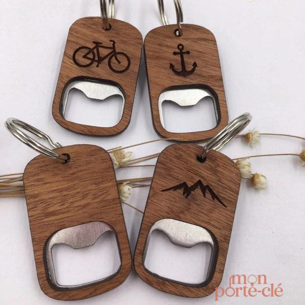 Porte-clé en bois avec décapsuleur intégré