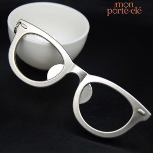 Porte-Clé en acier avec fonction décapsuleur