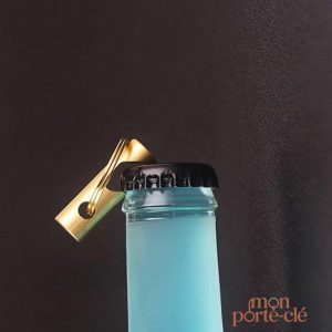 Décapsuleur doré pratique en format porte-clé