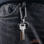 Décapsuleur pratique en titane, porte-clé stylé