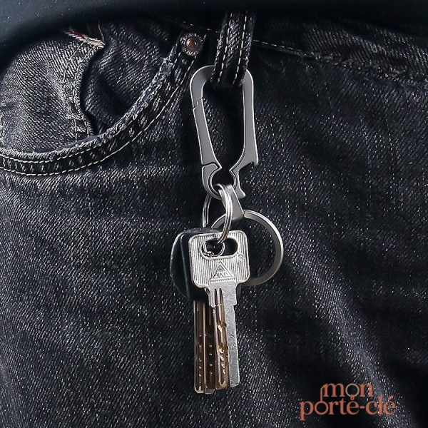 Décapsuleur pratique en titane, porte-clé stylé