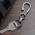 Porte-clé en titane, allié des amateurs de bière