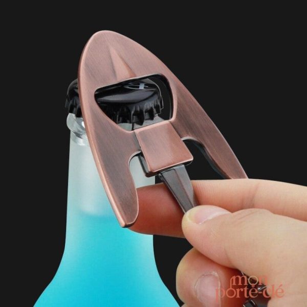 Fusée porte-clé décapsuleur, un outil compact et original