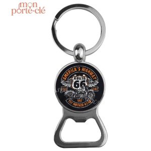 Porte-clé en acier avec fonction décapsuleur Route 66