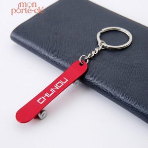 Porte-clé décapsuleur Skate Chun-Ou en aluminium
