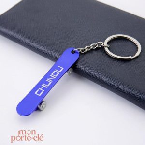 Porte-clé original décapsuleur Skate pour les amateurs