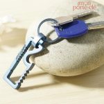 Pratique porte-clé décapsuleur en titane pour voyages