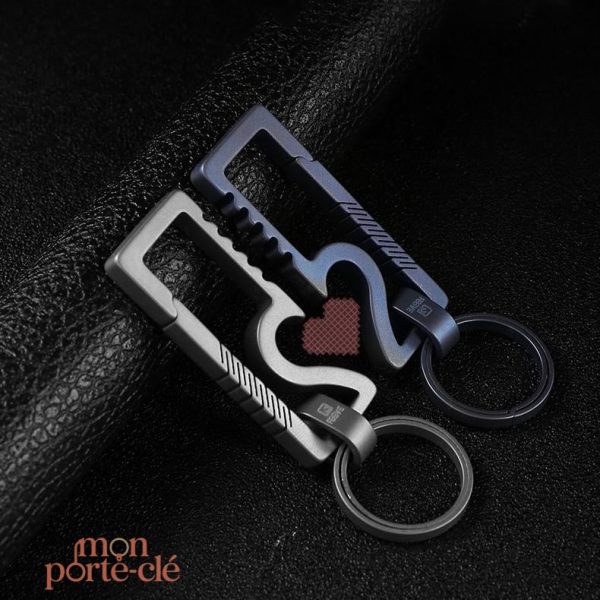 Accessoire multi-fonction : porte-clé et décapsuleur