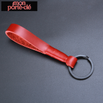 Lanière en cuir pour porte-clés, design raffiné