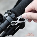 Mousqueton titane idéal pour clés et outils