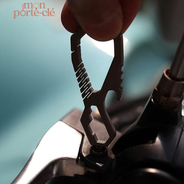 Porte-clé robuste en titane, design multifonction