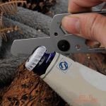 Porte-clé multifonction, design élégant en acier