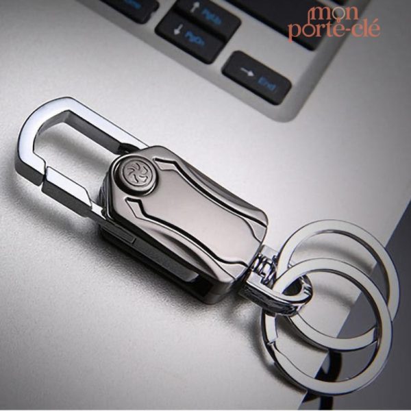 Design fonctionnel : porte-clé en acier avec décapsuleur