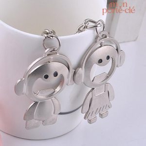 Porte-clé en acier avec fonction décapsuleur