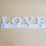 Porte-clé mural design avec motif Love