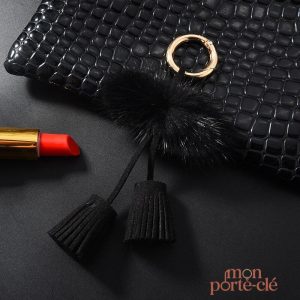 Porte-clé pompon tendance et coloré