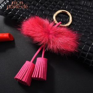 Porte-clé pompon pour un look girly