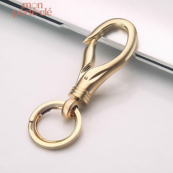 Porte-clé en acier au style rebelle
