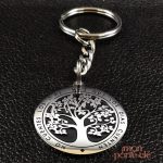 Bijou argenté en forme d'arbre de vie