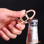 Éclairage portable et porte-clé en un seul produit