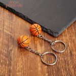 Porte-clé design basket, parfait pour les passionnés de sport