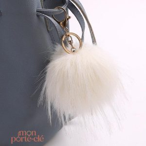 Porte-Clé Pompon en cuir, élégance et durabilité