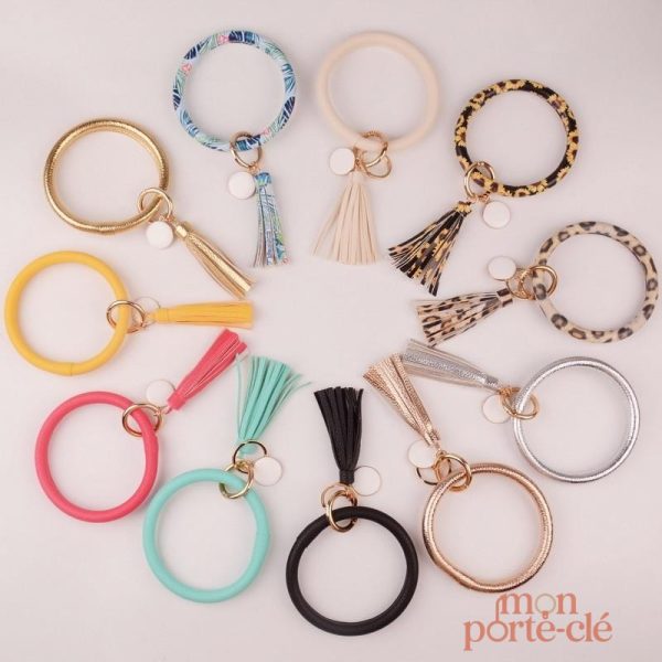 Bracelet-portefeuille en cuir, accessoire moderne et utile