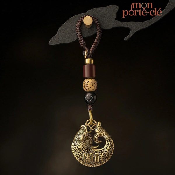 Porte-clé carpe Koi, accessoire en métal élégant