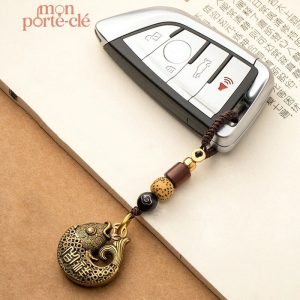 Accessoire porte-clé unique, inspiré par la carpe Koi