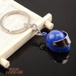 Porte-clé moto avec design de casque