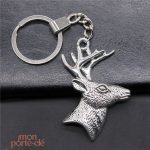 Porte-clé Cerf en métal, design animal élégant