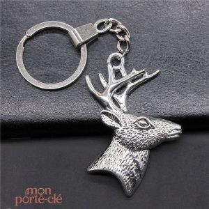 Porte-clé Cerf en métal, design animal élégant