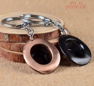 Accessoire porte-clé chapeau de cowboy original