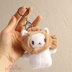 Porte-clé en forme de chat doux et moelleux