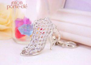 Porte-clé original style talon haut