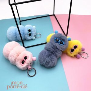 Porte-clé chenille coloré pour un style ludique