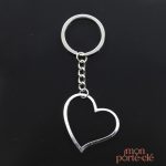 Porte-clé cœur argenté élégant et tendance